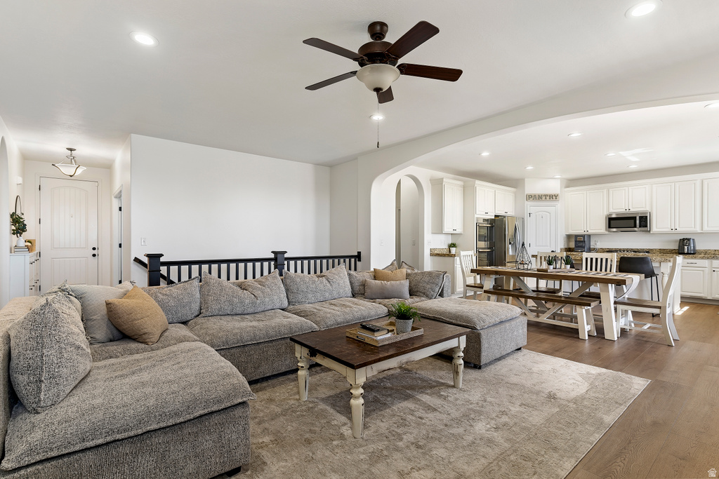 629 MARE DR Kaysville, UT 84037