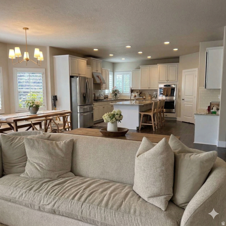 1916 N 430 W Orem, UT 84057