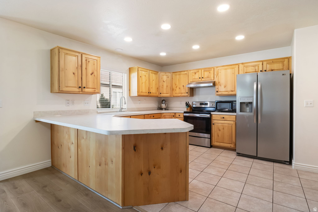 668 E CLEARWATER DR Layton, UT 84041