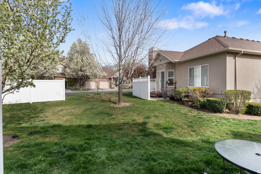 668 E CLEARWATER DR Layton, UT 84041