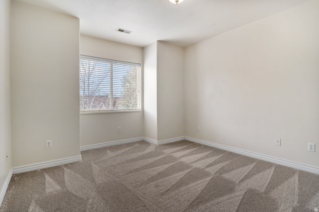 668 E CLEARWATER DR Layton, UT 84041