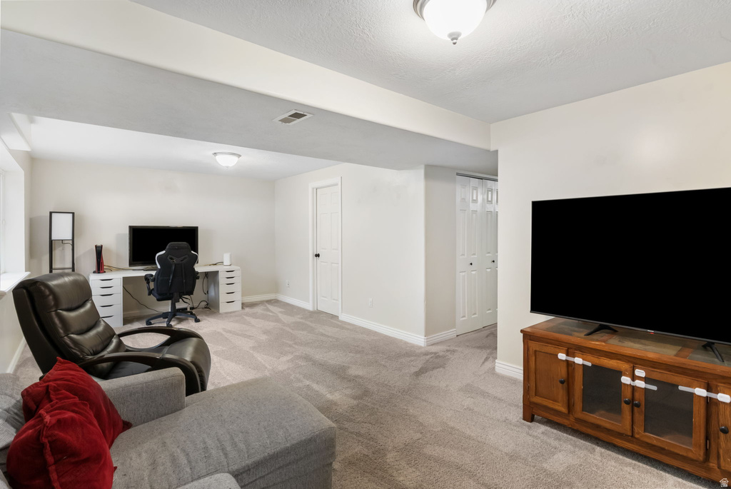 668 E CLEARWATER DR Layton, UT 84041