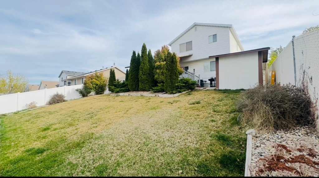 5504 W RIDGE FLOWER WAY Salt Lake City, UT 84118