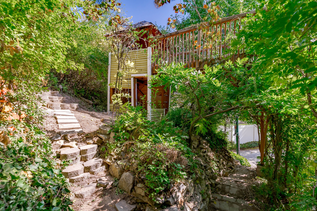 1934 N HORSEMAN CIR Layton, UT 84040