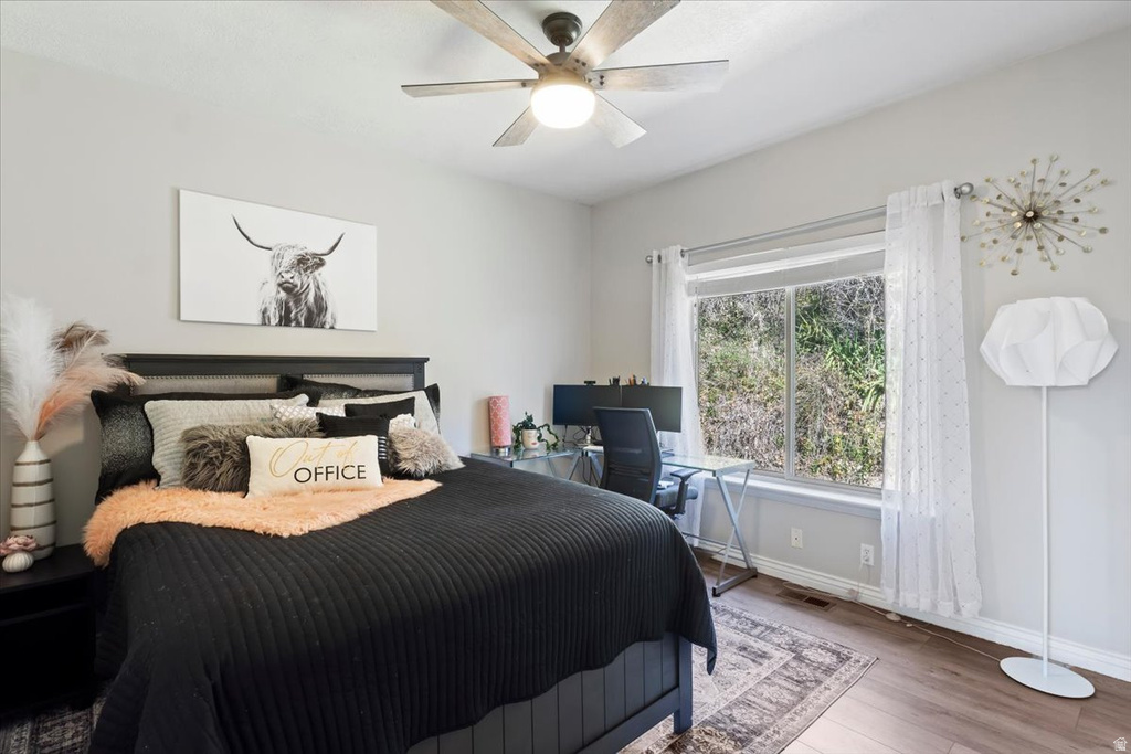 1934 N HORSEMAN CIR Layton, UT 84040