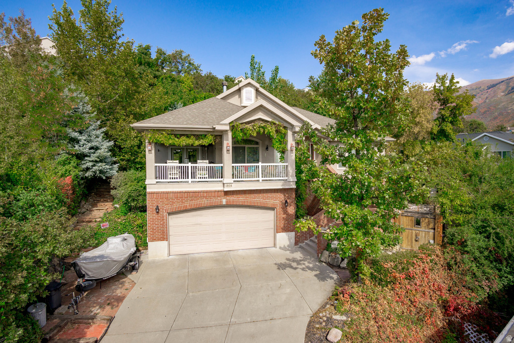 1934 N HORSEMAN CIR Layton, UT 84040