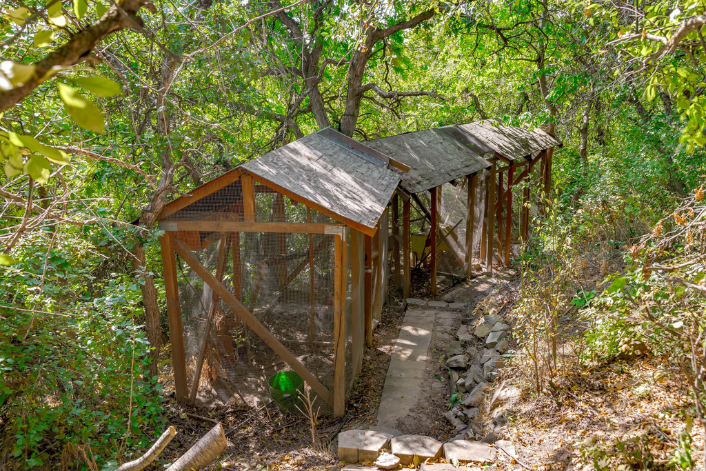 1934 N HORSEMAN CIR Layton, UT 84040