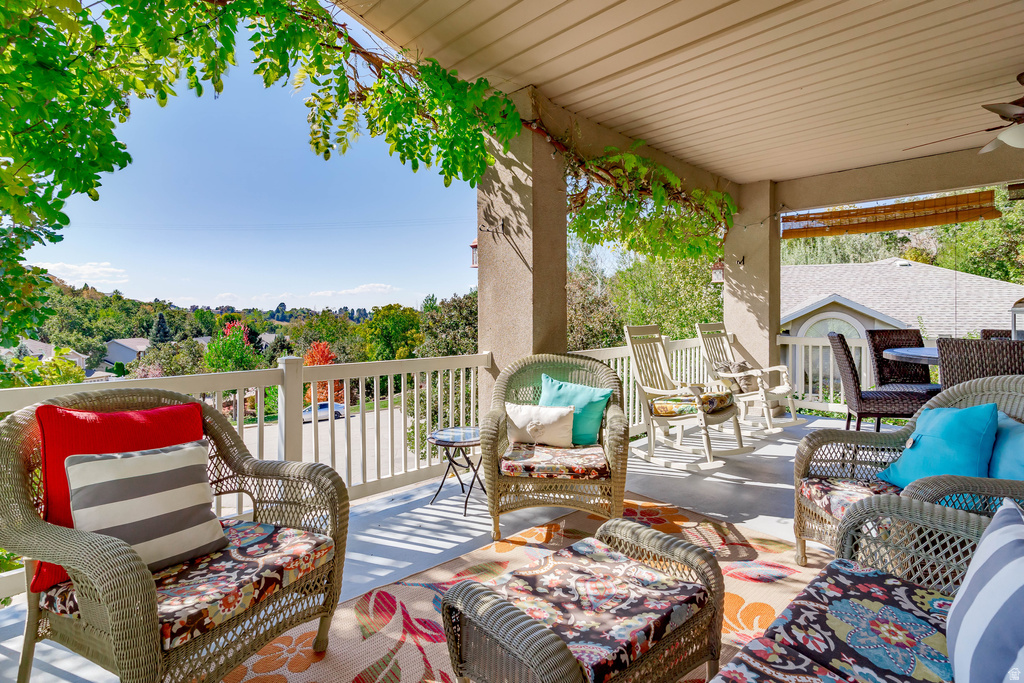 1934 N HORSEMAN CIR Layton, UT 84040