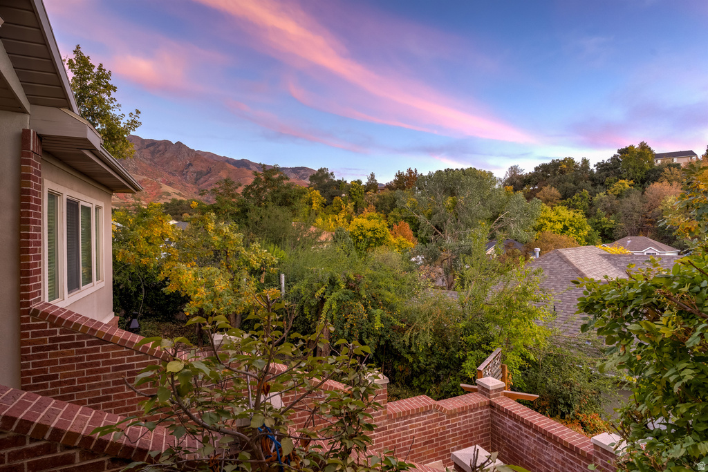 1934 N HORSEMAN CIR Layton, UT 84040