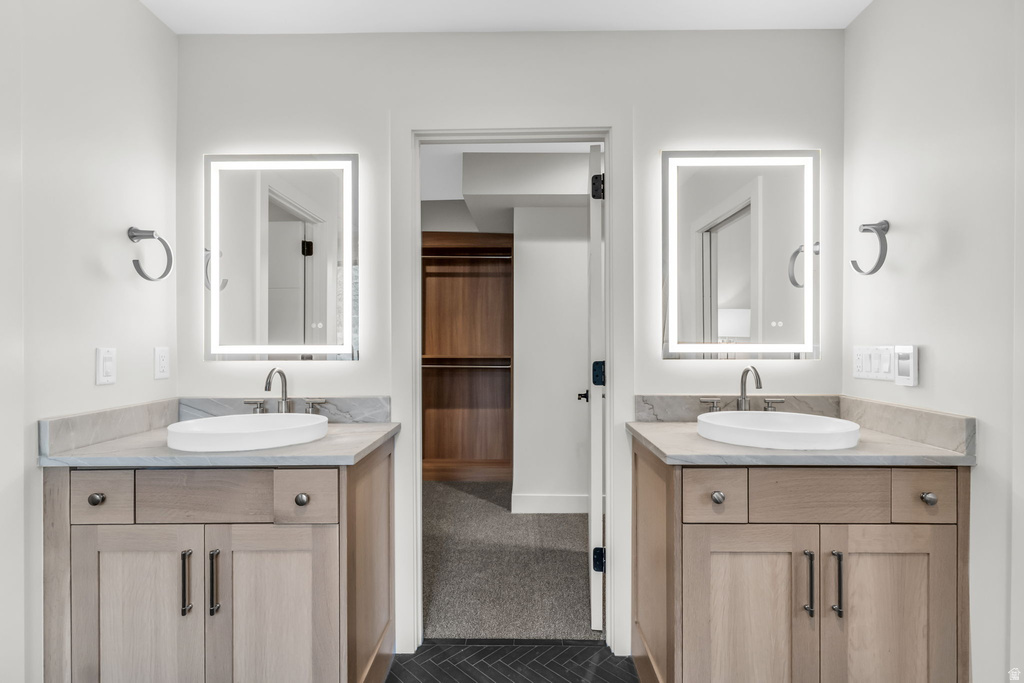 7775 N PINEBROOK RD Park City, UT 84098