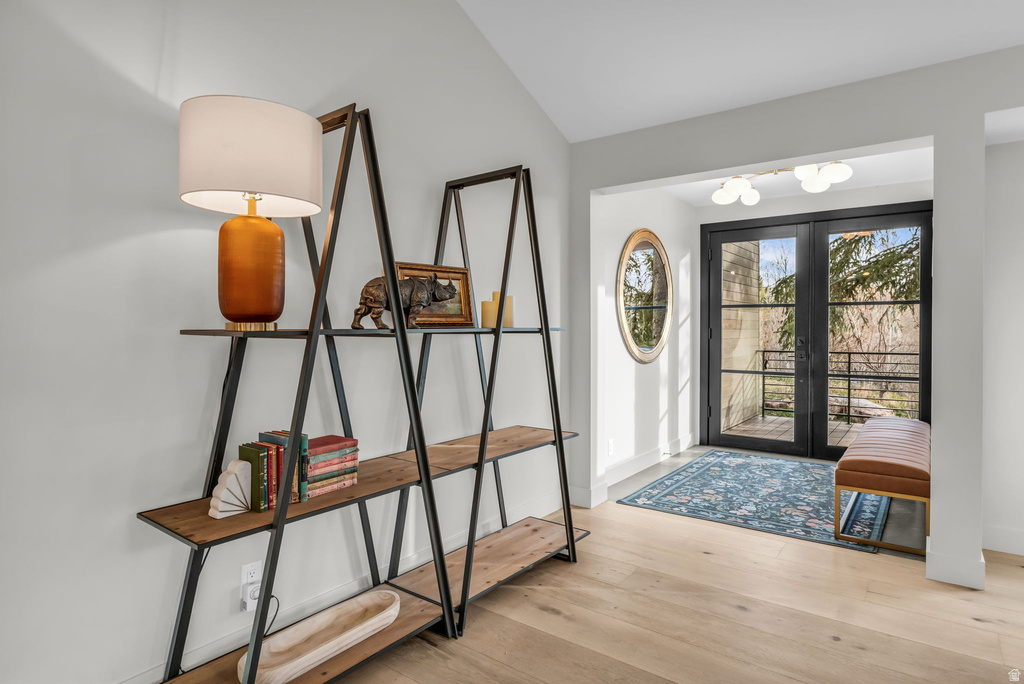 7775 N PINEBROOK RD Park City, UT 84098