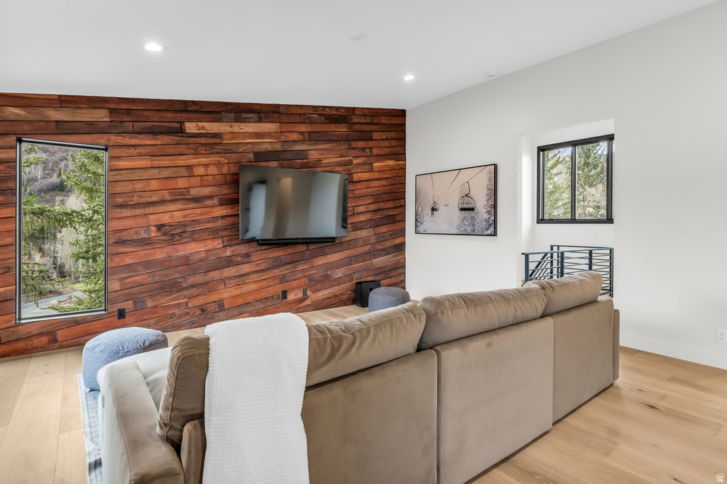 7775 N PINEBROOK RD Park City, UT 84098