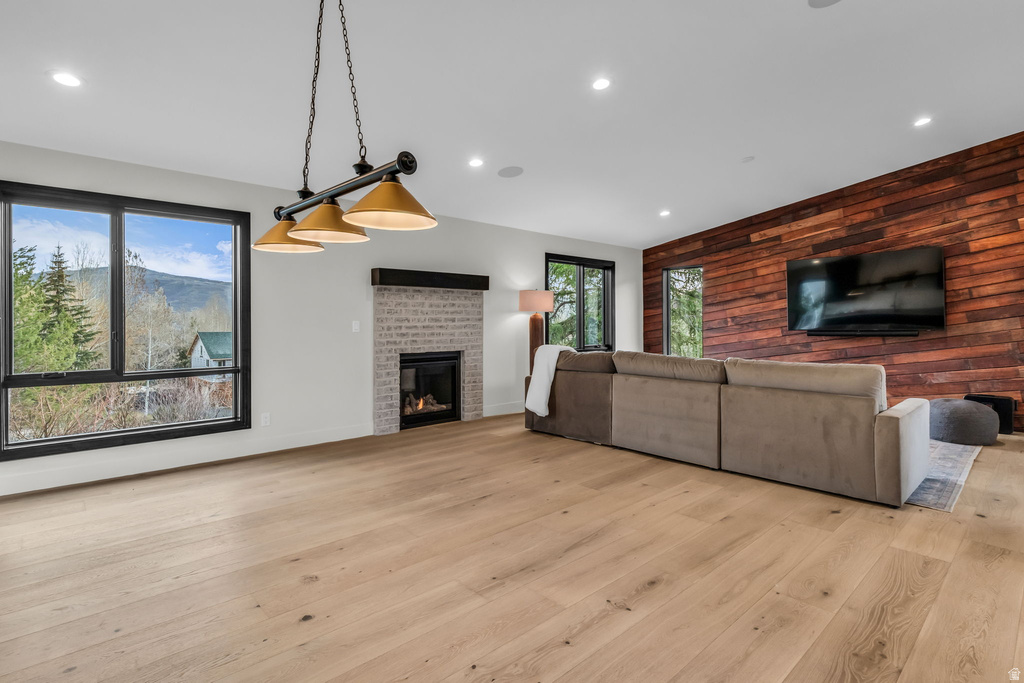 7775 N PINEBROOK RD Park City, UT 84098