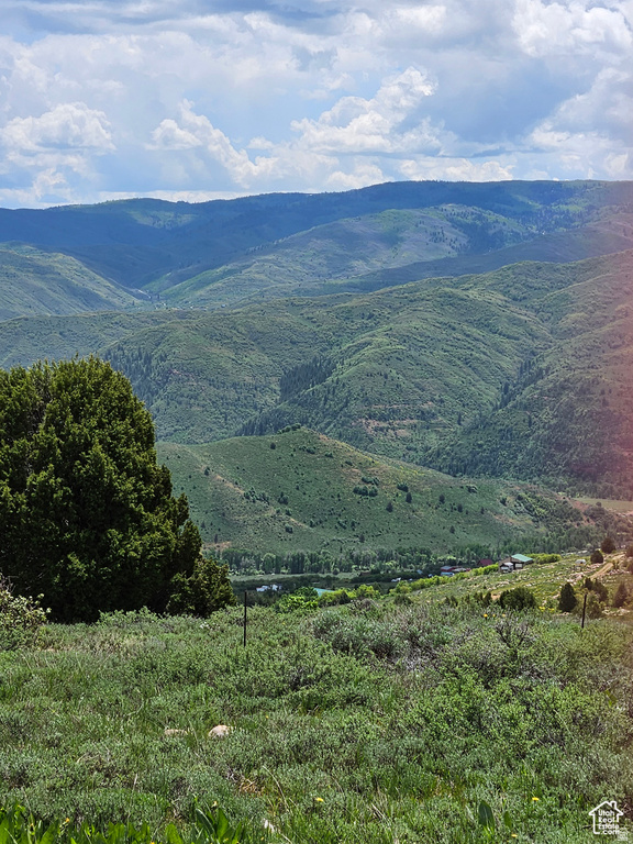 3378 N OAK CANYON RD CYN Huntsville, UT 84317