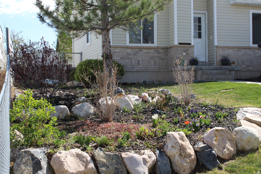 70 N ASPEN Grantsville, UT 84029