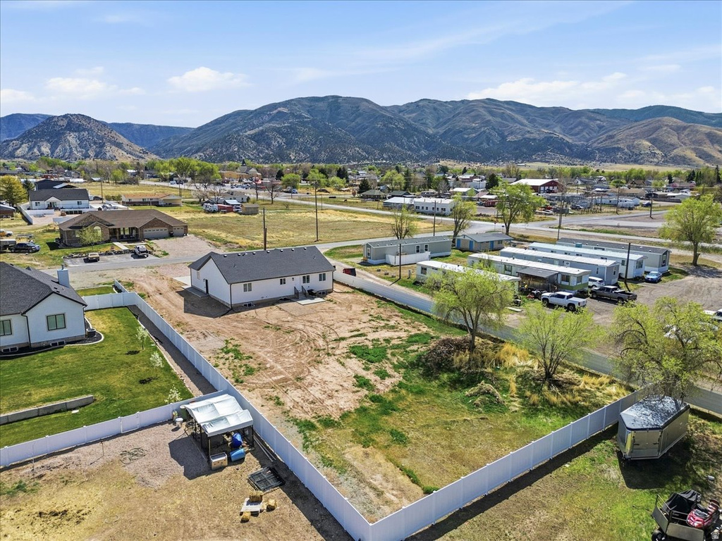 161 N 200 W Levan, UT 84639