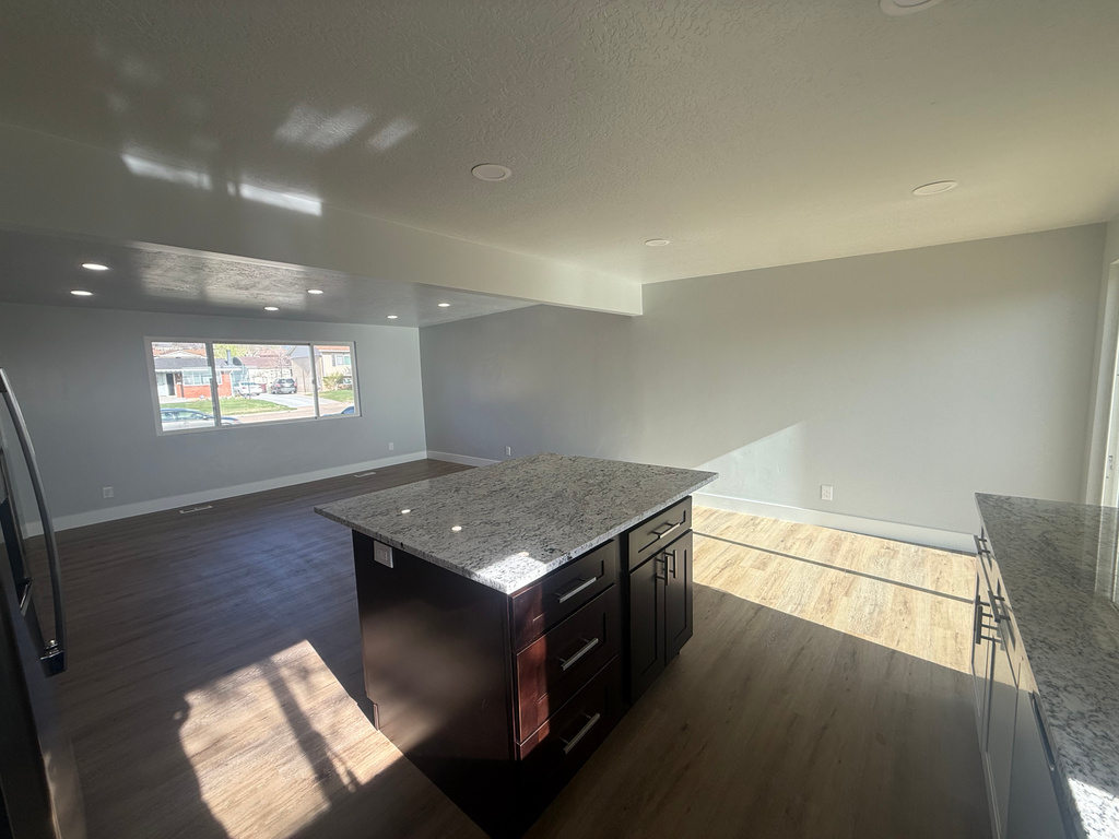 5301 S 2675 W Roy, UT 84067