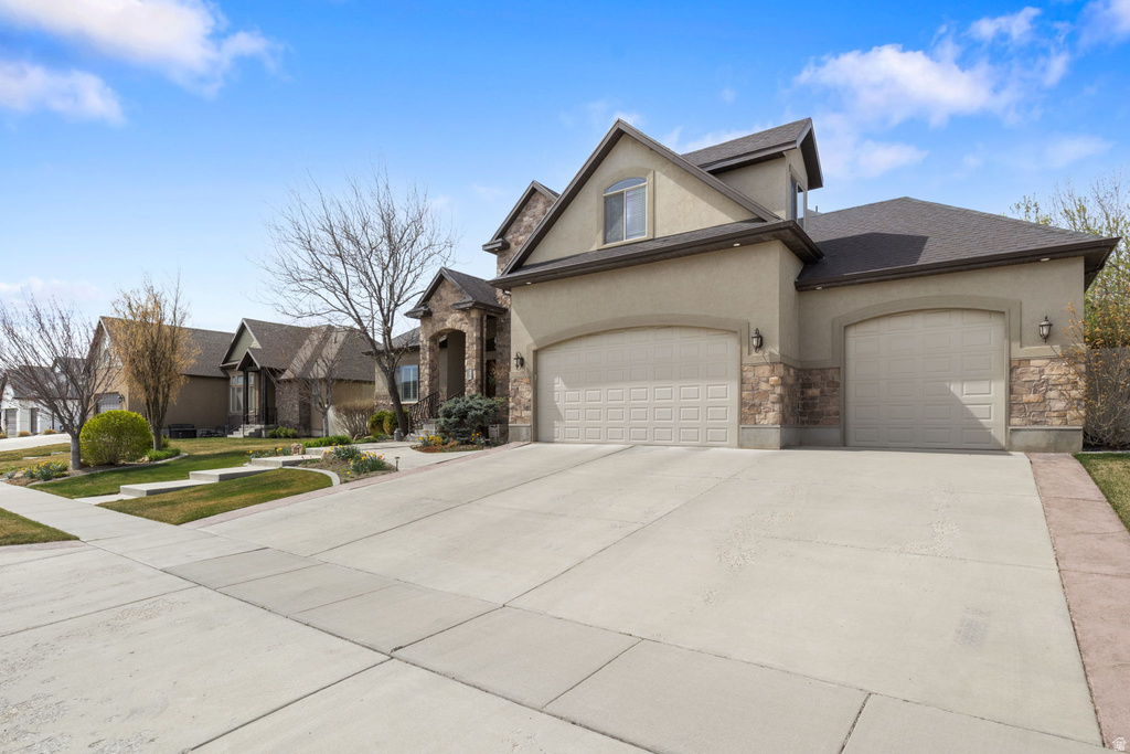 1733 N LYNDI LN Saratoga Springs, UT 84045