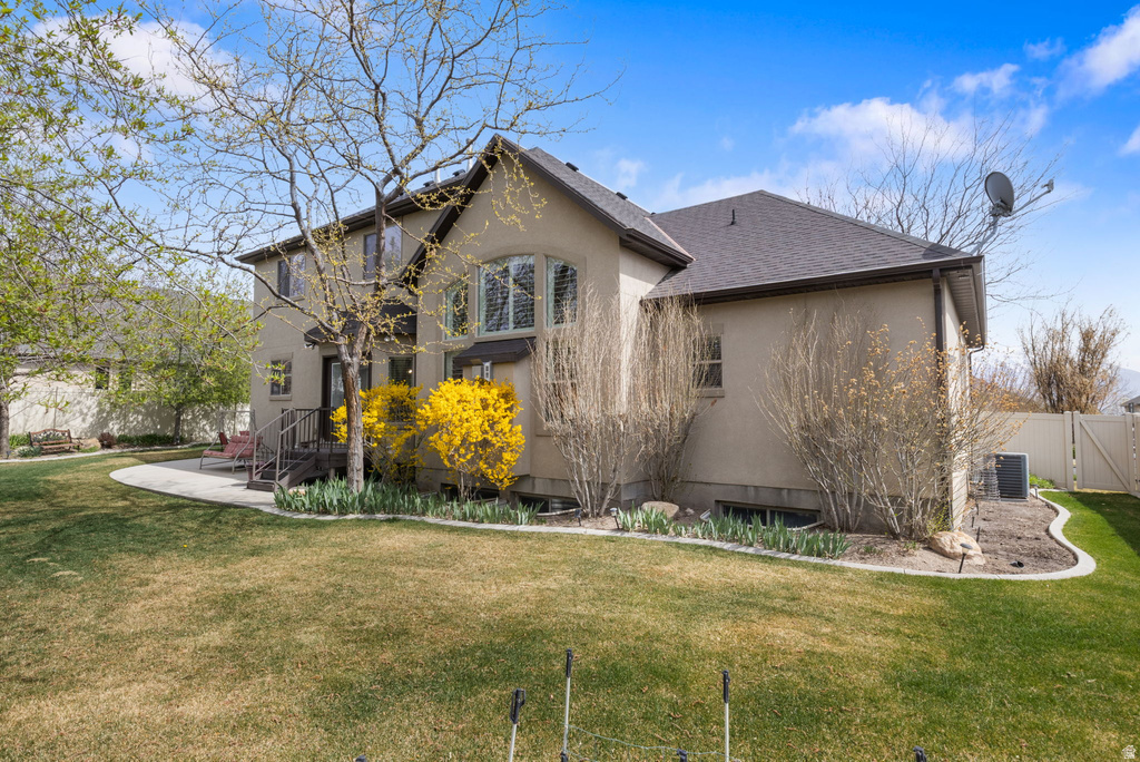 1733 N LYNDI LN Saratoga Springs, UT 84045