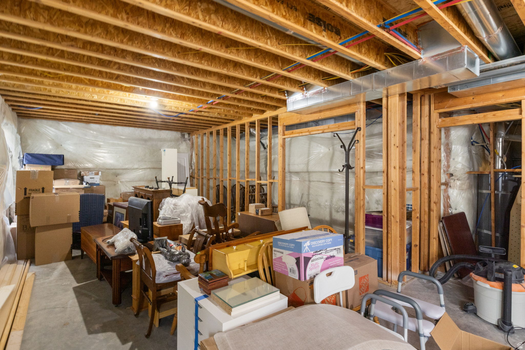 1733 N LYNDI LN Saratoga Springs, UT 84045