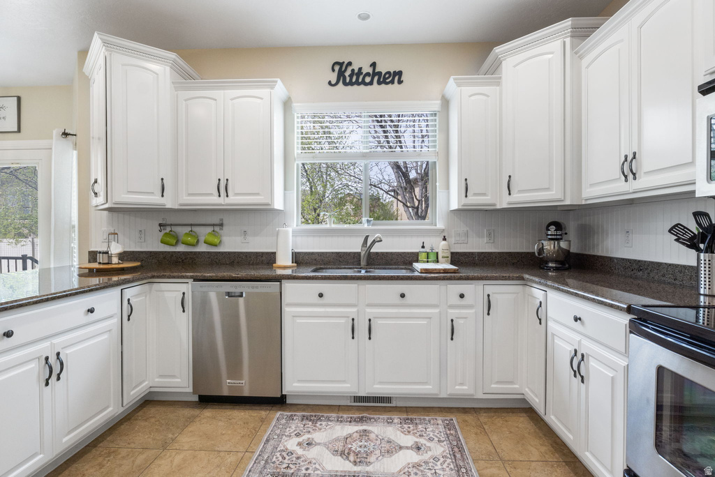 1733 N LYNDI LN Saratoga Springs, UT 84045