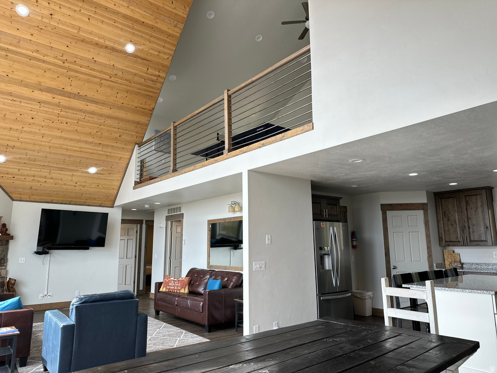 2500 N BEAR LAKE BLVD Garden City, UT 84028