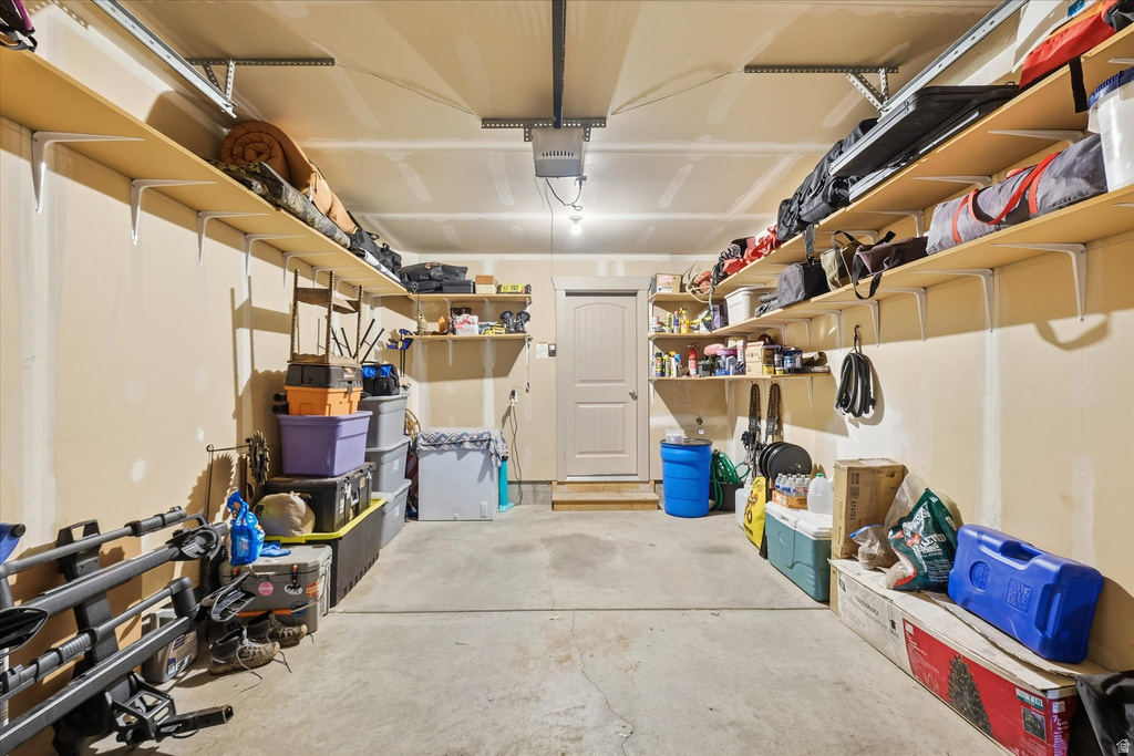 419 S 1250 E Hyrum, UT 84319