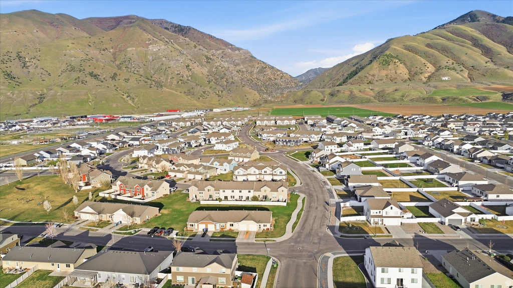 419 S 1250 E Hyrum, UT 84319