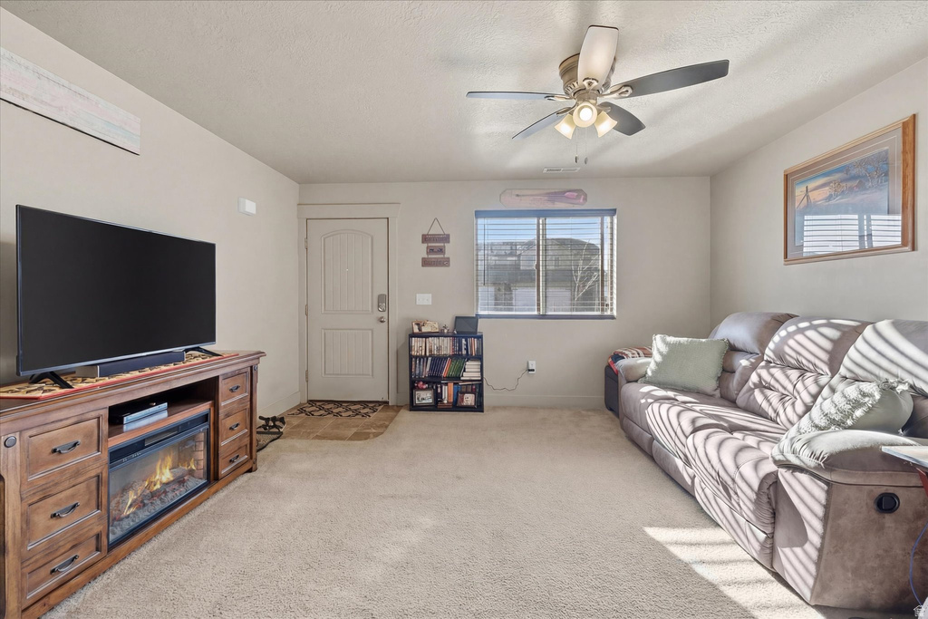419 S 1250 E Hyrum, UT 84319
