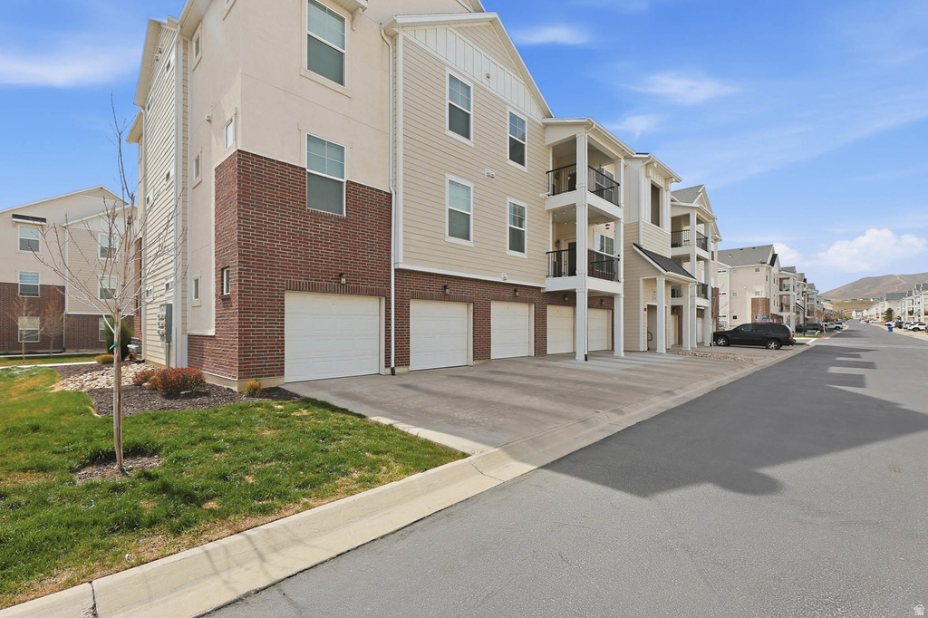 3695 W 1850 N #T102 Lehi, UT 84048