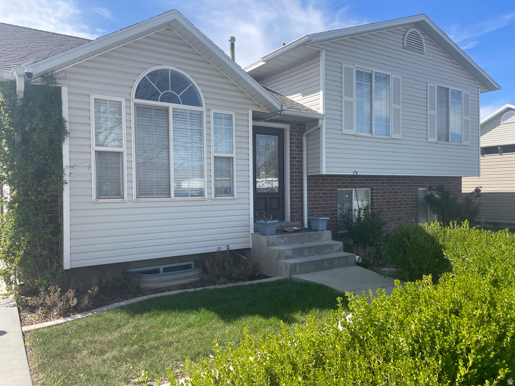 769 S 700 W Tremonton, UT 84337