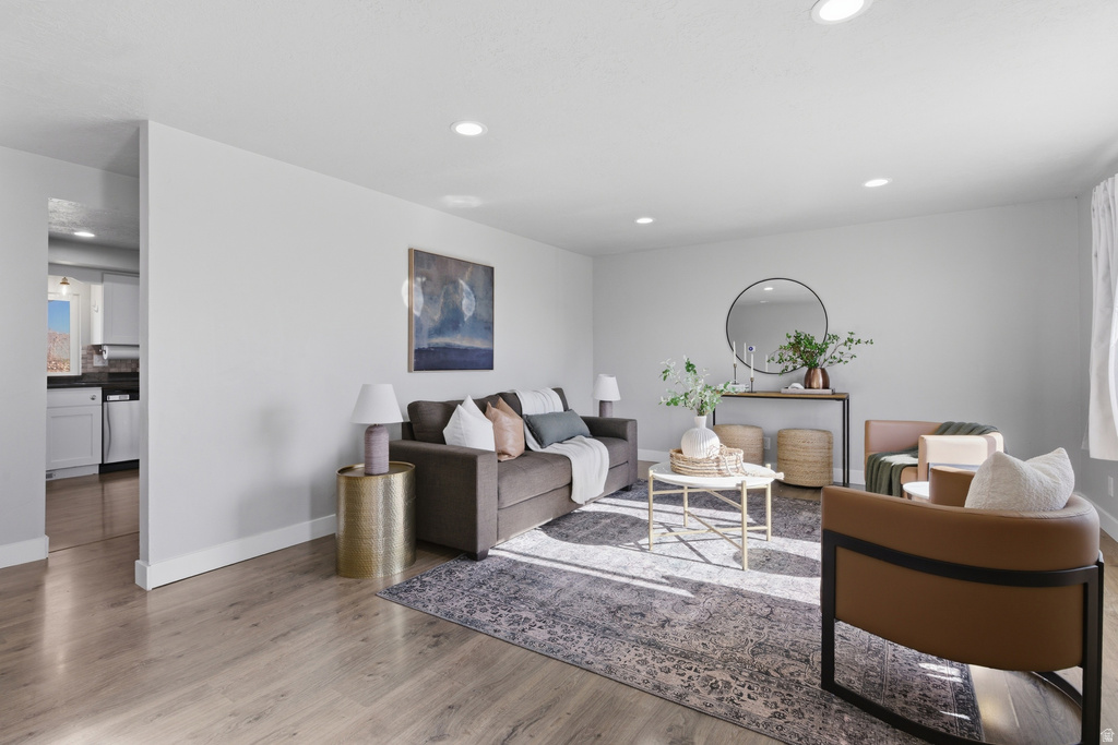 10517 S LARKSPUR DR Sandy, UT 84094