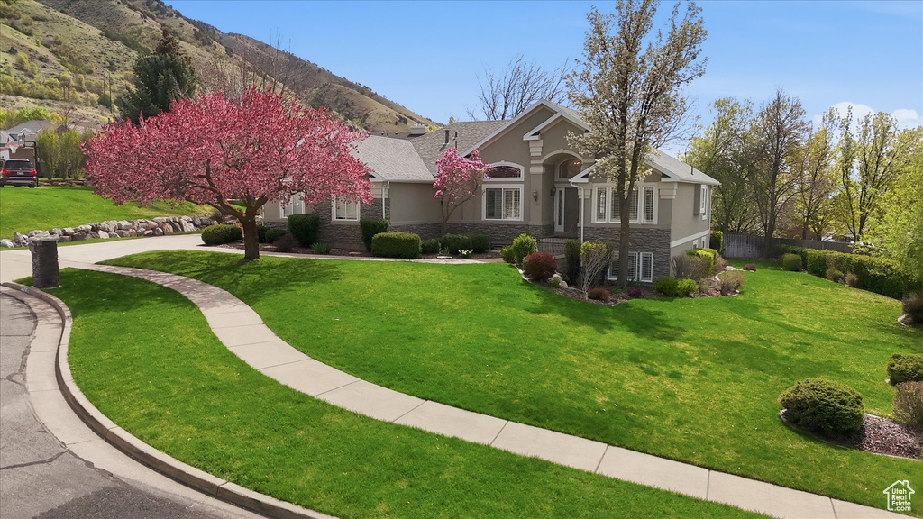 1562 BRAXTON PL Logan, UT 84321