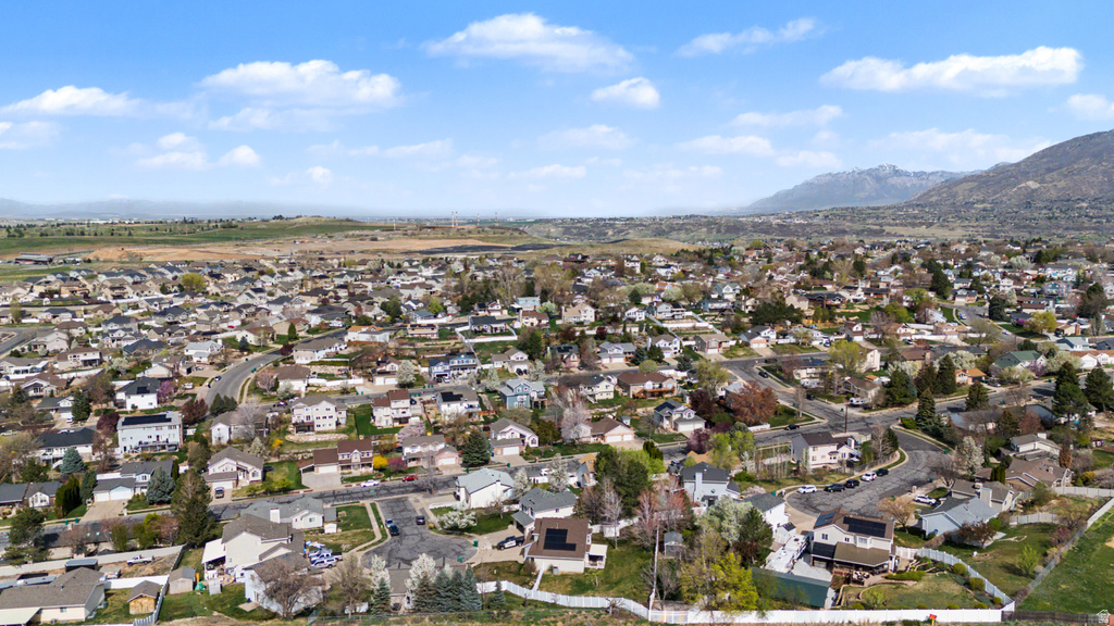 3087 N 2250 E Layton, UT 84040