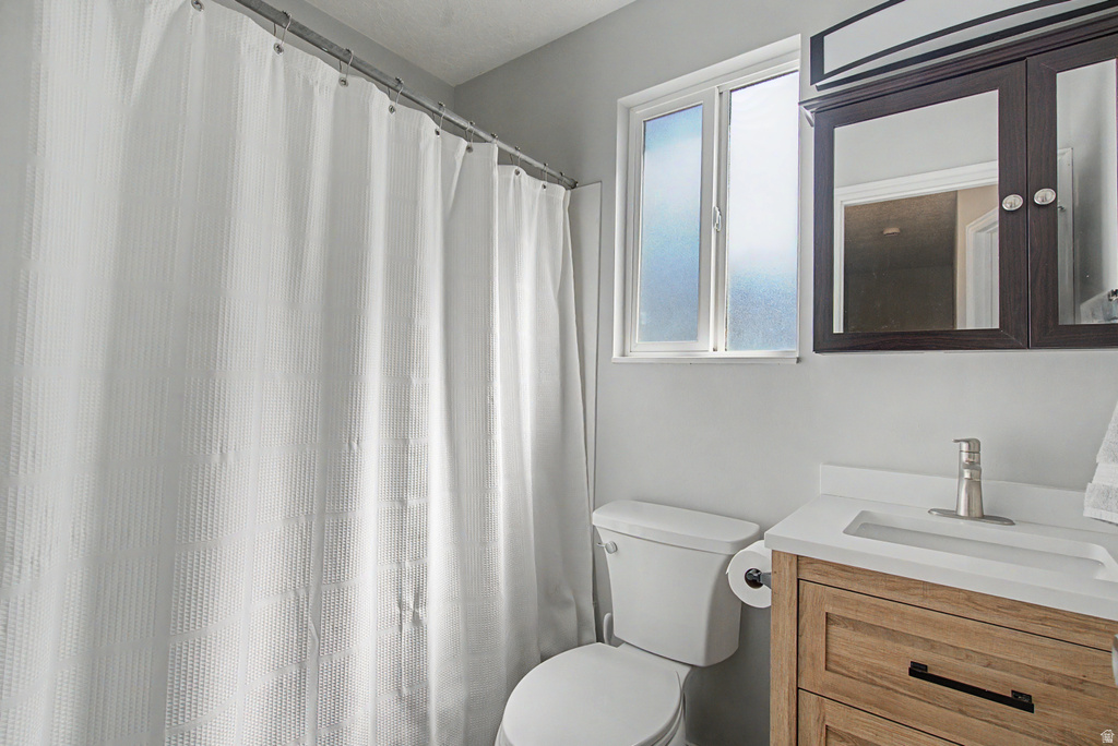 3087 N 2250 E Layton, UT 84040