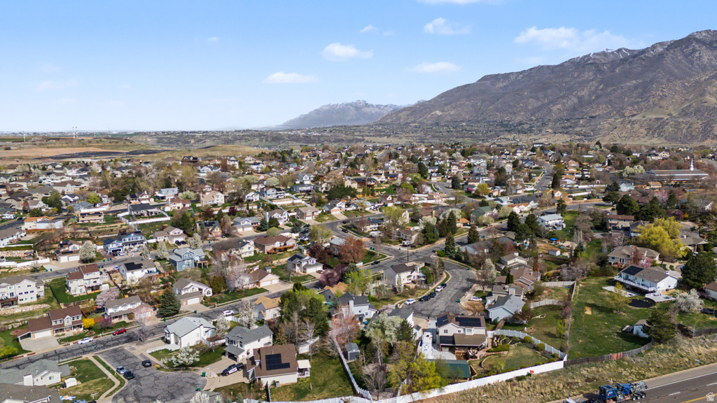 3087 N 2250 E Layton, UT 84040