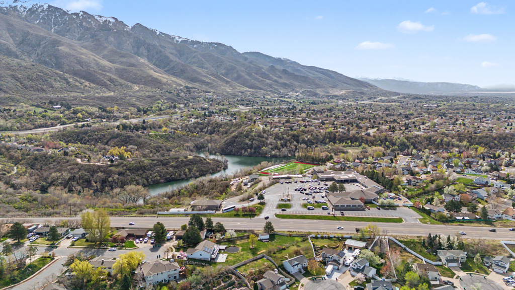 3087 N 2250 E Layton, UT 84040