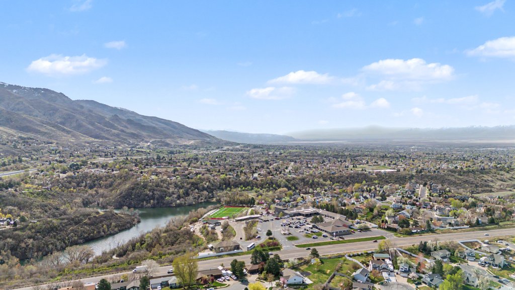 3087 N 2250 E Layton, UT 84040