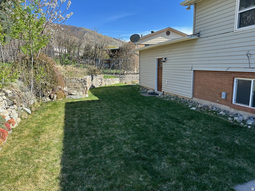 243 BALSAM DR Centerville, UT 84014