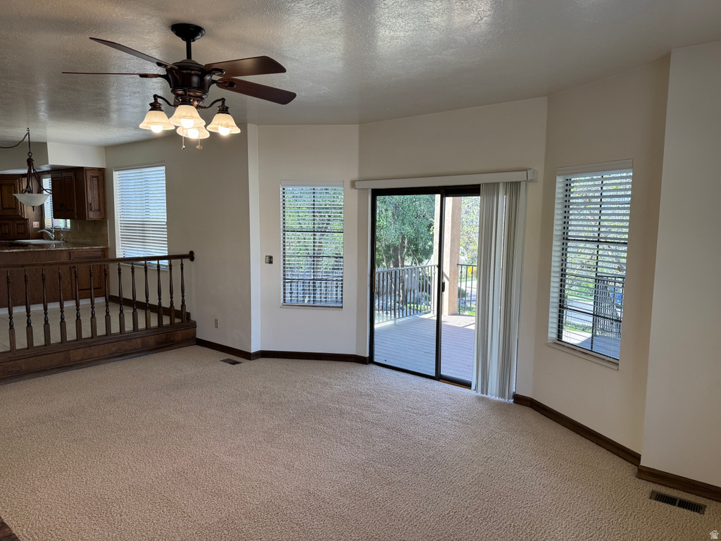 1273 N NEWPORT LANE Kaysville, UT 84037