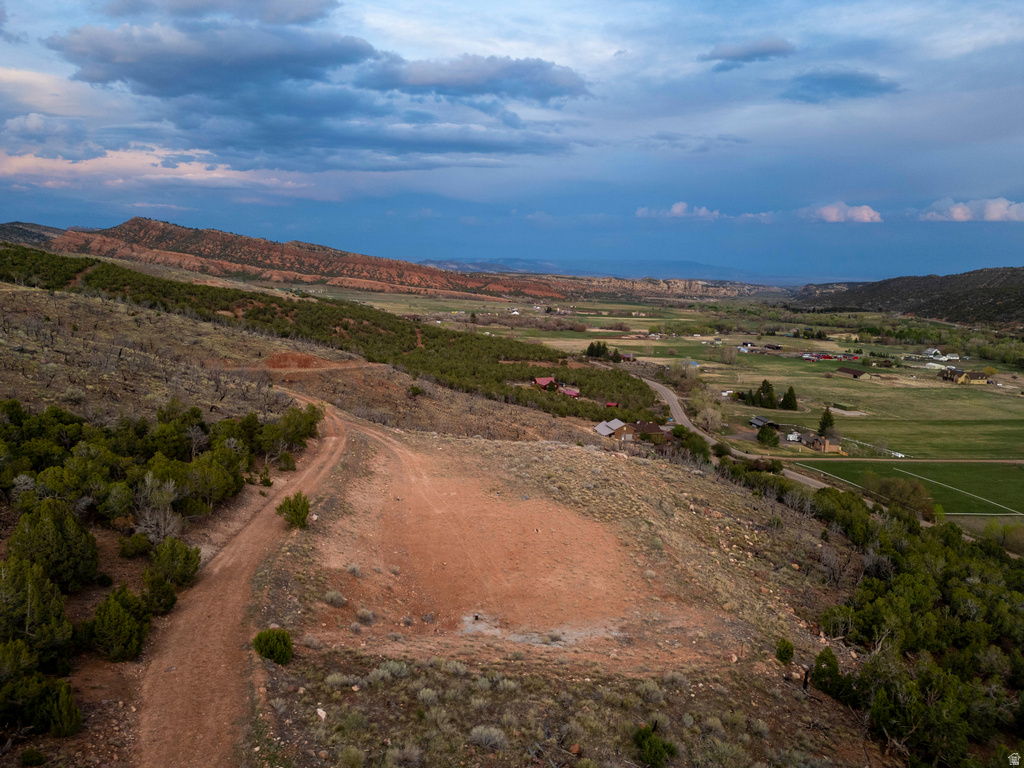 8094  RED CLOUD LOOP Vernal, UT 84078
