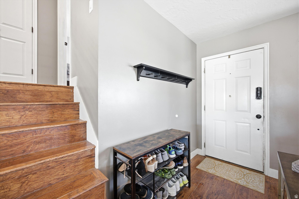 6831 S FOX RIDGE WAY West Jordan, UT 84081