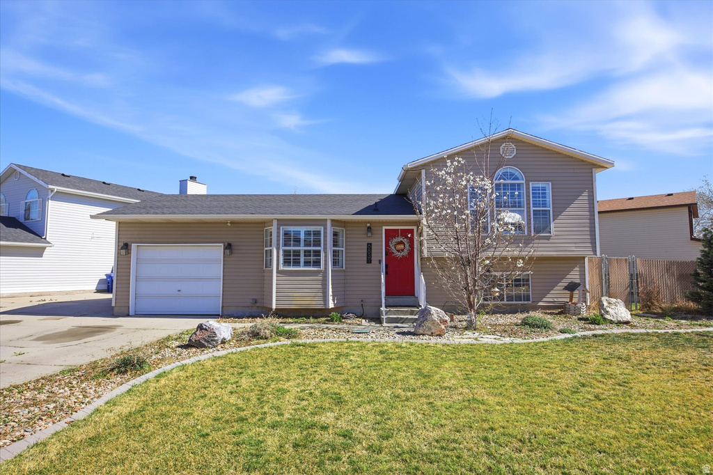 6831 S FOX RIDGE WAY West Jordan, UT 84081