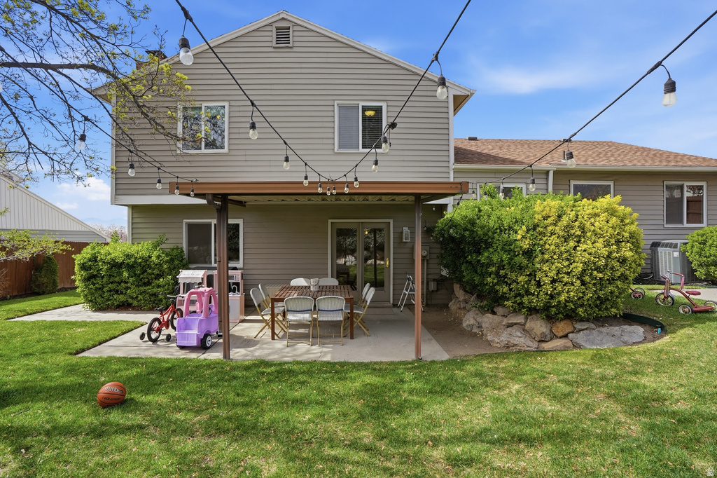 11865 S MAPLE RIDGE RD Sandy, UT 84094