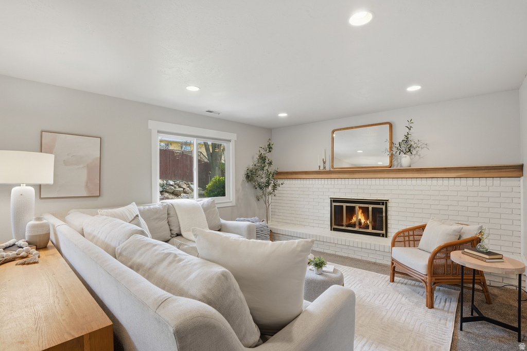 11865 S MAPLE RIDGE RD Sandy, UT 84094