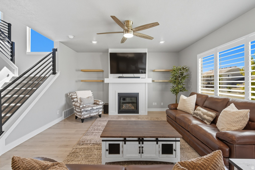 572 S CHAMBERLAIN ST Mapleton, UT 84664