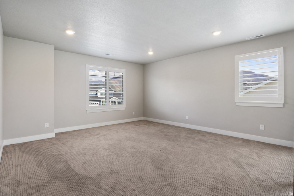 572 S CHAMBERLAIN ST Mapleton, UT 84664