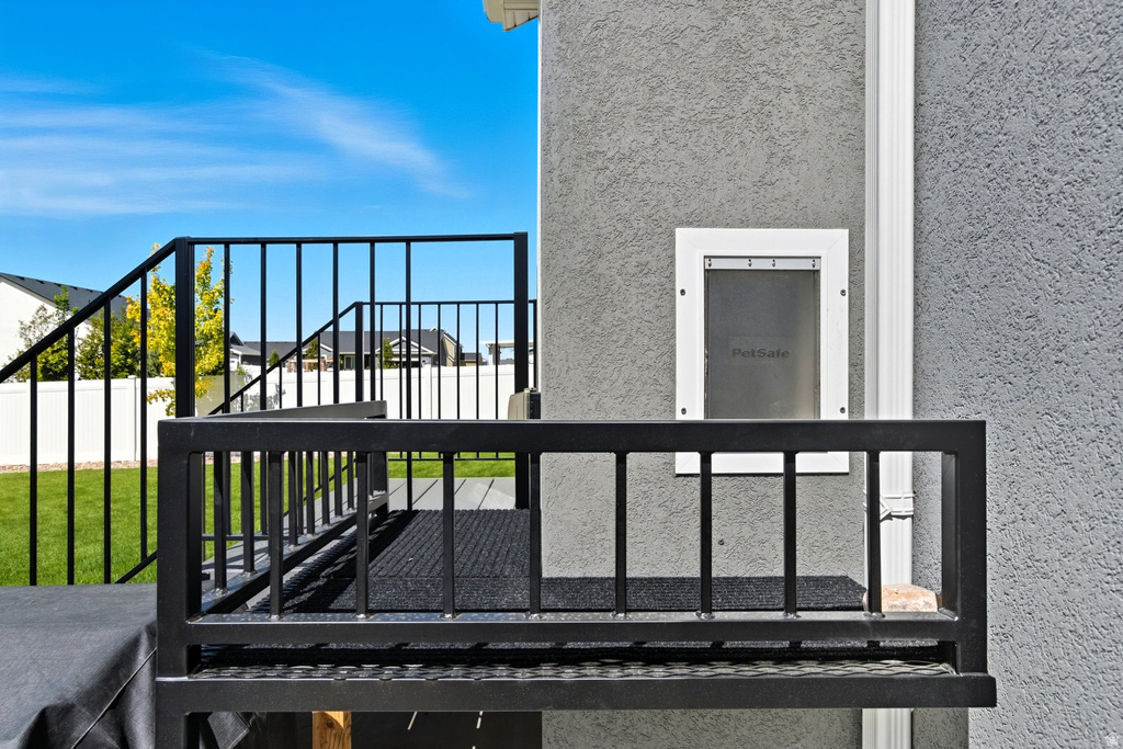 572 S CHAMBERLAIN ST Mapleton, UT 84664