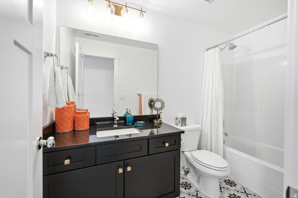 1321 W FORT ROCK DR Saratoga Springs, UT 84045