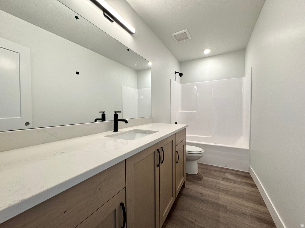 3193 N 2825 W #43 Plain City, UT 84404